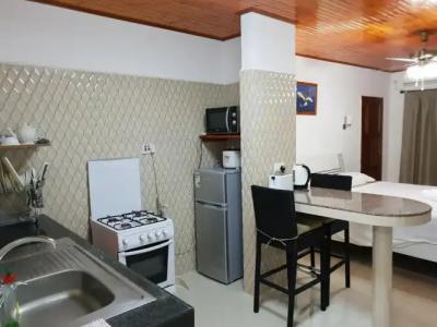 La Modestie Guest House - 33