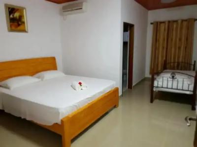 La Modestie Guest House - 21