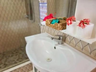 La Modestie Guest House - 7