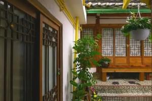 Гостевой дом «Hanok 201», Сеул