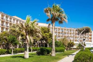 Отель «Globales Almirante Farragut», Cala'N Blanes