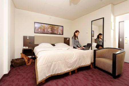 Best Western Dam Square Inn - 18
