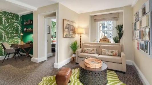 The Lexington, Autograph Collection - 75