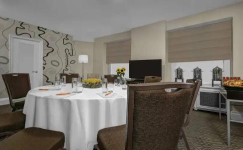 The Lexington, Autograph Collection - 28