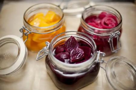 Giraffe by Library Hotel Collection - 10