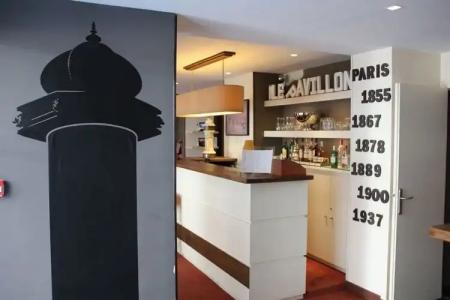 Hôtel de l'Exposition - Tour Eiffel - 14