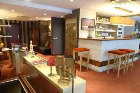 Hôtel de l'Exposition - Tour Eiffel - 15