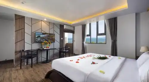 Azura Gold & Apartment - 23