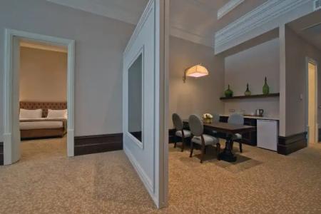 Isfanbul Holiday Home & Suites - 36