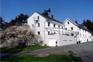 Hotel «Ambiente», Хоф