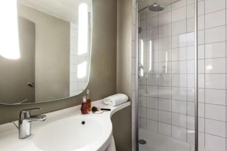 Ibis Paris Gare De l'Est Tgv - 9