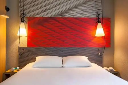 Ibis Paris Gare De l'Est Tgv - 35