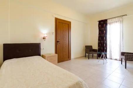 Eleonora Αnnissaras - 37