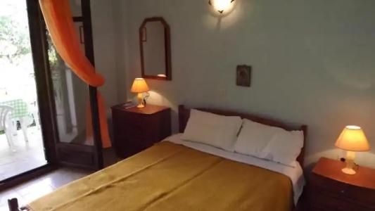 Pefka Studios & - 31