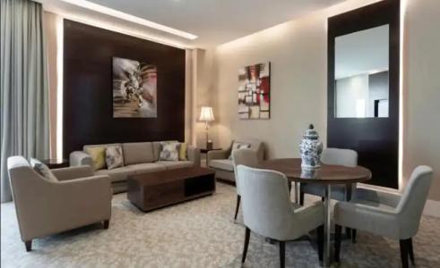 Renaissance Business Bay - 32