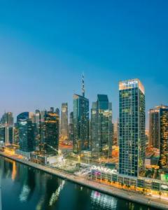 Renaissance Business Bay - 20