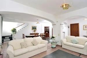 Villa «Sara», Сант-Агата-суи-Дуэ-Гольфи