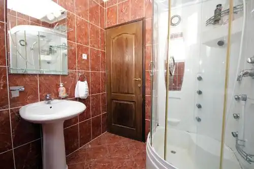 Nikolić - 32