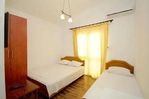 Nikolić - 67