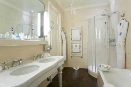 Hôtel Regina Louvre - 68