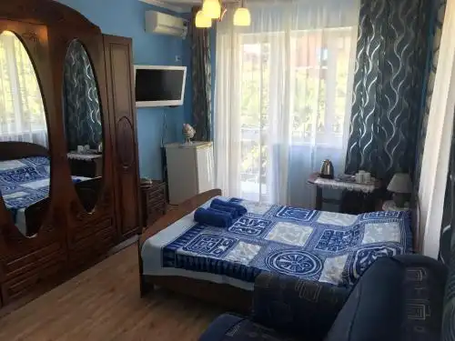 Sofia - 8