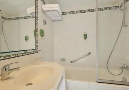 Hôtel Raspail Montparnasse - 9