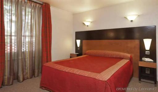 Hôtel Raspail Montparnasse - 34