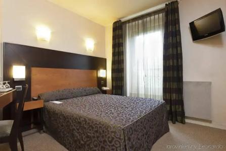 Hôtel Raspail Montparnasse - 24