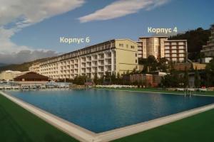 Гостиница «Да Васко», Семидворье