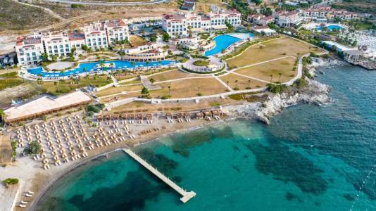 DoubleTree by Hilton Cesme Alacati Beach Resort - 19