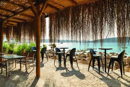 DoubleTree by Hilton Cesme Alacati Beach Resort - 9