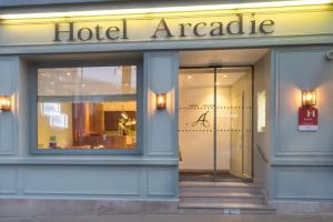 Отель «Arcadie Montparnasse», Париж