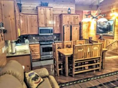Three-Bedroom Specialty Townhouse Unit #36 by Snow Summit Townhouses - 16