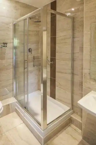 Stauntons on the Green - 10