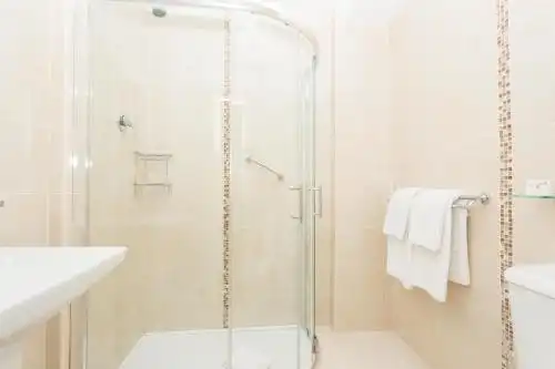 Stauntons on the Green - 18