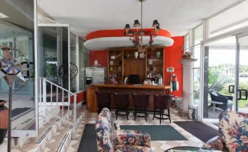 Manhattan Tower Apartment - 104