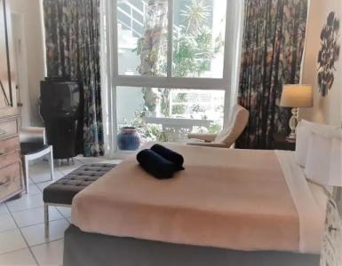 Manhattan Tower Apartment - 105