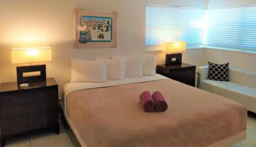 Manhattan Tower Apartment - 56