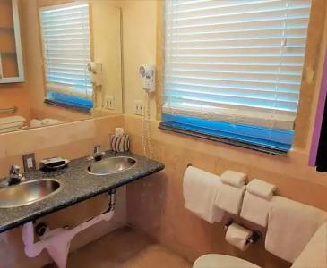 Manhattan Tower Apartment - 38