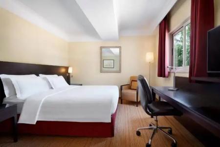 Courtyard by Marriott Rome Central Park - 52