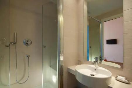 Little Queen Suite - 52