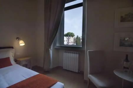 Little Queen Suite - 106