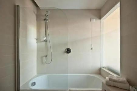 Little Queen Suite - 53