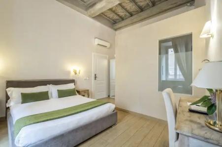 Little Queen Suite - 105