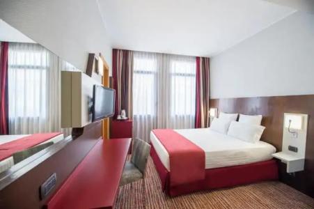 Mercure Roma Piazza Bologna - 58