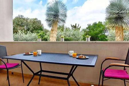 Pervanovo  with Free Parking - 184