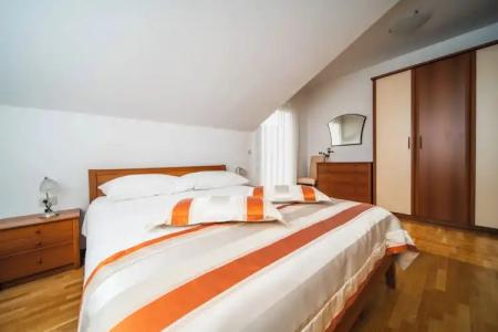 Pervanovo  with Free Parking - 127