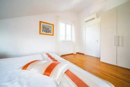 Pervanovo  with Free Parking - 54