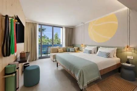 Crystal Sunny by Valamar - 50