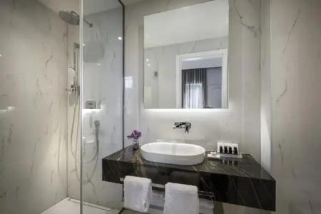 Ambasador - Liburnia - 43